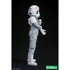 At-AT Driver SW: El imperio Contraataca Figura 18 cm escala 1:10