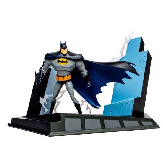 Batman The Animated Series 30th anniversary Gold Label figura 18 cm con luces