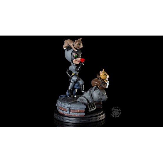 Catwoman Q-FIG. DC Comics figura 12 cm