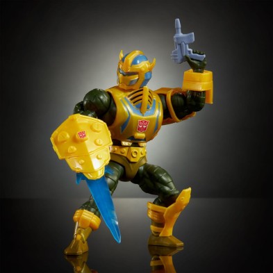 Figura Bumblebee Armor Man-At-Arms 14 cm MOTU x Transformers
