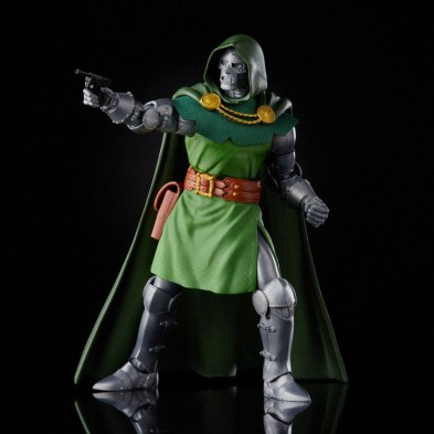 Figura Dr. Doom 15 cm  Fantastic Four Marvel Retro Collection